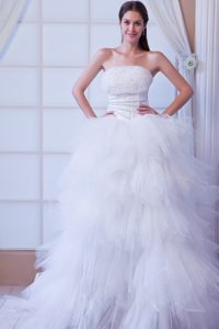 Beading Wedding Dresses for Women in Tulle with Lace Up Back and Ruffles