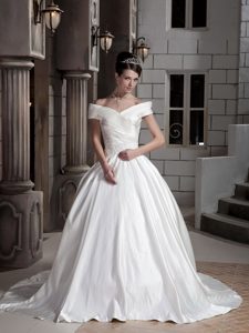 Clearance Off The Shoulder Ruching Wedding Dress in Satin with Court Train