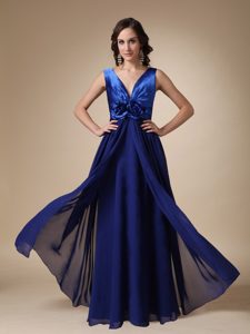 V-neck Long Ruched Royal Blue Evening Dress with Flowers for Cheap