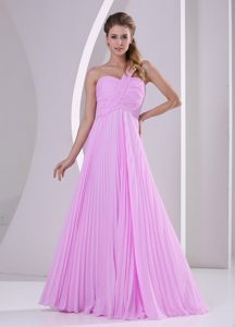 Inexpensive Pink One Shoulder Evening Formal Gown in Chiffon in Pleating