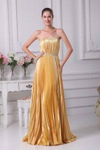 Well-packaged Ruching Pleating Beading Strapless Evening Dress in Taffeta