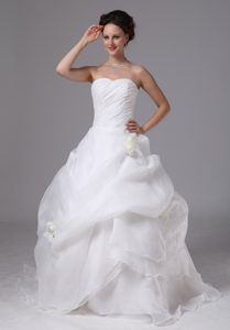 Sweetheart White Organza Wedding Dress with Pick-ups and Flowers