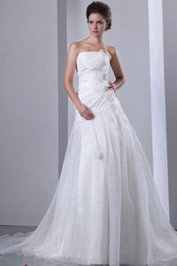 Strapless Court Train White Organza Wedding Dresses with Appliques and Flowers
