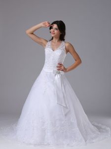 Halter Top Court Train Beach Wedding Dresses with Bowknot and Lace