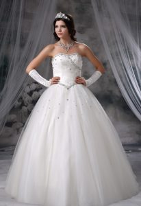 Discount Beaded Ball Gown Strapless Autumn Wedding Dresses in Tulle