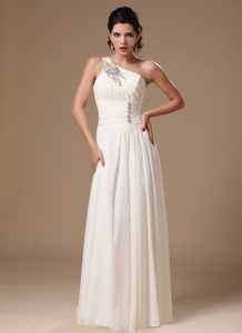 Famous One Shoulder White Empire Prom Celebrity Dresses with Beading