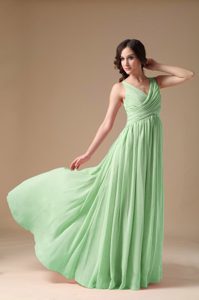 Dramatic Spring Green V-neck Prom Cocktail Dress in Chiffon with Ruche