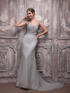 Empire V-neck Beading Floating Prom Gowns with in Chiffon