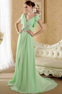 New V-neck Ruched Apple Green Chiffon Prom Dress with Beading