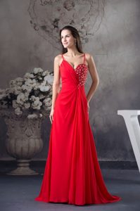 Spaghetti Straps Red Ruched Chiffon Beaded Prom Evening Dresses