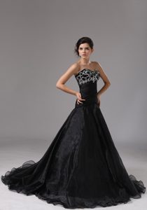 New Black Sweetheart Court Train Organza Prom Celebrity Dress with Appliques