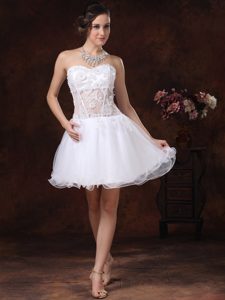 White Sweetheart Mini-length Tulle Prom Dress for Girls with Appliques on Sale