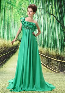Green One Shoulder Prom Dresses for Ladies with Court Train and Appliques