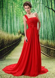 Appliqued One Shoulder Empire Red Prom Nightclub Dress with Court Train