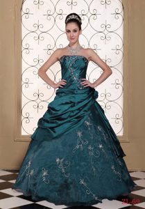 Exclusive Taffeta and Organza Quinceanera Dresses with Embroidery in Turquoise