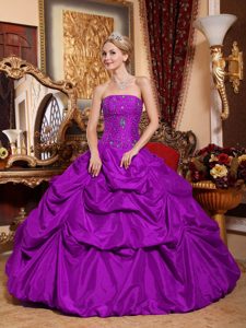Purple Ball Gown Strapless Taffeta Quinceanera Dresses with Beading and Pick Ups