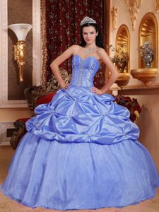 Gorgeous Blue Sweetheart Beaded Quinceanera Dress Made in Taffeta with Pick Ups