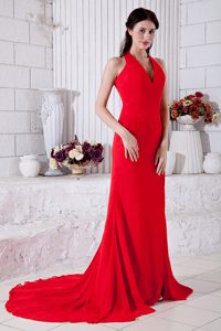 Red Halter Top Chiffon Gorgeous Prom Dress for Graduation with Brush Train