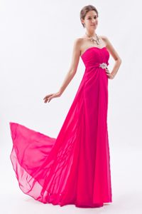 Coral Red Chiffon Beaded 2013 Best Seller Graduation Dress for High School