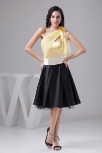 Discount One Shoulder Yellow and Black Satin Graduation Dress for Summer