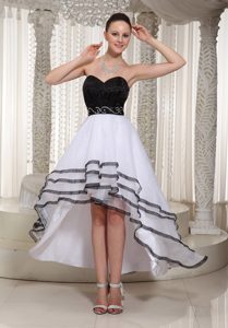 Magnificent Organza High-low Proms Holiday Dresses in Black and White