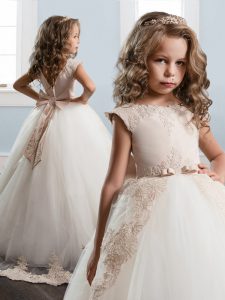 White Tulle Zipper Bateau Cap Sleeves With Train Pageant Gowns For Girls Watteau Train Appliques and Sashes ribbons