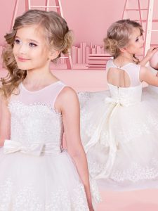 On Sale White Lace Up Scoop Lace and Ruffled Layers and Bowknot Flower Girl Dresses for Less Tulle Sleeveless