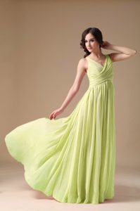 Elegant Yellow Green V-neck Chiffon Ruched Holiday Dresses for Girls for Cheap