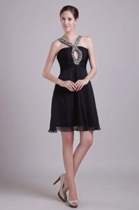 Black Empire V-neck Short Chiffon Beaded Holiday Dresses on Wholesale Price