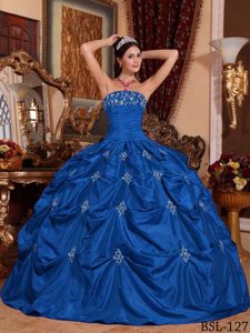 Nice Blue Strapless Lace-up Quinceanera Gowns in Taffeta with Appliques