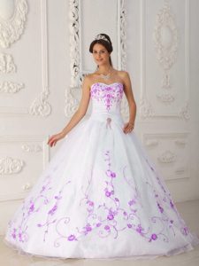 Top White Strapless Embroidery Quinceanera Dresses in Satin and Organza