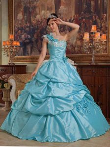 Baby Blue Modern One Shoulder Quinces Dresses with Handmade Flowers