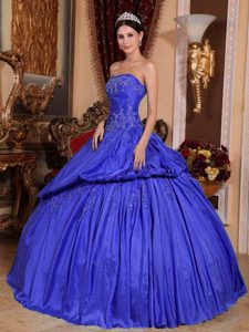Classic Ball Gown Strapless Taffeta Beading Quinceaneras Dresses in Blue