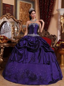 Memorable Purple Strapless Beading Quinceanera Gown Dresses in Taffeta