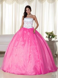 Fashionable Strapless Organza Quinceanera Dresses in Hot Pink and White
