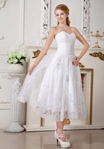 Simple Empire Sweetheart Tea-length Lace Wedding Gown with Appliques
