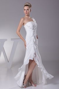 Attractive Sheath White One Shoulder Ruching Bridal Gown to Floor-length