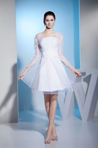 Luxury and Grace Knee-length Wedding Reception Dress with Long Sleeve