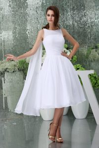 Sophisticated Scoop Dress for Wedding with Watteau Train to Tea-length