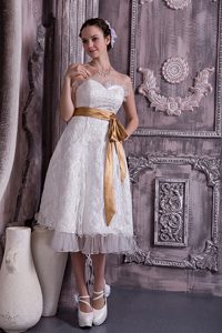 Poised Sheath Sweetheart Tea-length Wedding Dress in Lace and Organza
