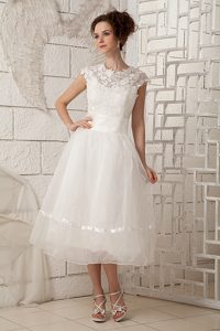 Provocative Scoop Lace Dress for Brides to Tea-length in Organza
