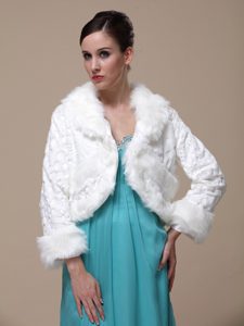 Gorgeous and Long-Sleeves For Special Occasion / Wedding Shawl Jacket