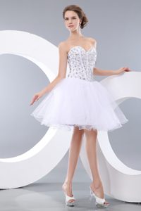 White Sweetheart Mini-length Tulle Prom Dress for Juniors with Beading on Sale