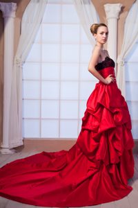 Red Strapless Court Train Taffeta Prom Pageant Dresses with Pick-ups and Lace