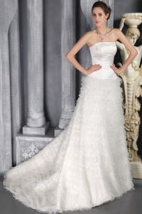 Romantic Strapless Satin and Tulle Wedding Dress with and Ruffles