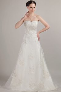 Classical Strapless Tulle Beaded Wedding Dress with Embroidery on Sale