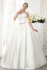 Elegant Sweetheart Satin Wedding Dresses with Beading for Custom Made