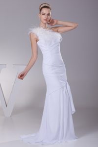 Luxurious Column One Shoulder Chiffon Bridal Gown Dress with Feather on Sale