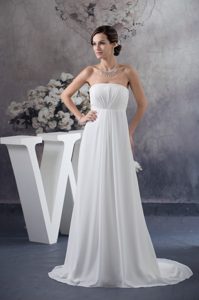 Ruched Wedding Dresses for Brides in White with on Wholesale Price