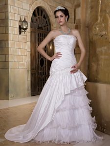 Gorgeous Strapless Court Train Appliqued Wedding Gown Dress with Layer